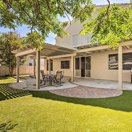 Villa A Beautiful House With Hot Tub, Grill & Games! Las Vegas Esterno foto