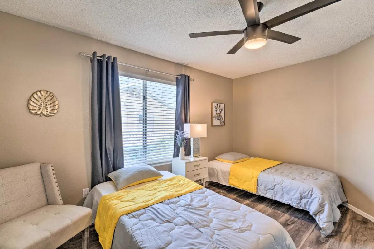 Villa A Beautiful House With Hot Tub, Grill & Games! Las Vegas Esterno foto