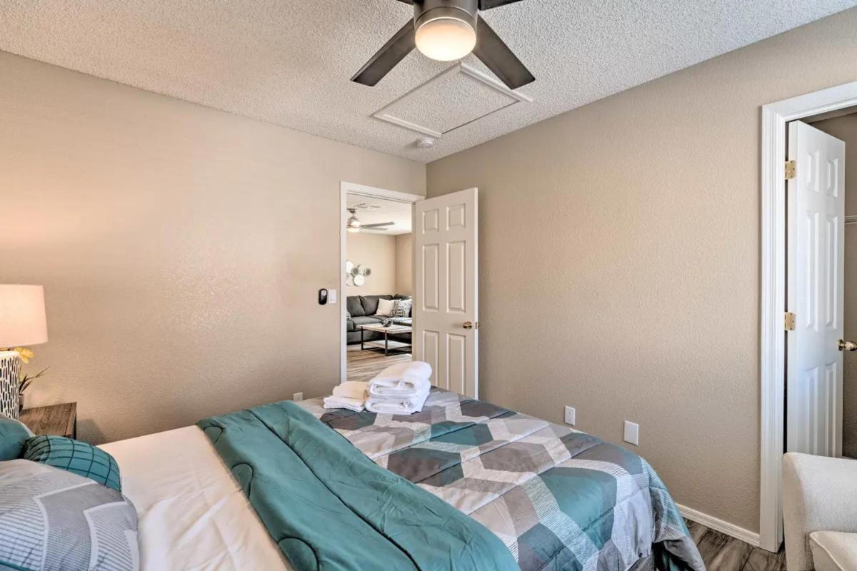 Villa A Beautiful House With Hot Tub, Grill & Games! Las Vegas Esterno foto